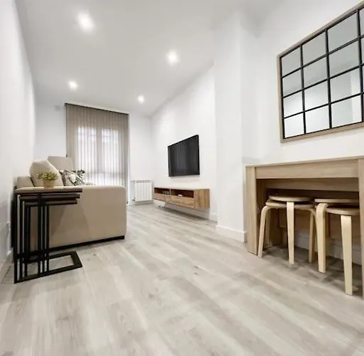 Apartamento De Lujo A 50 Metros De La Playa * Gijón